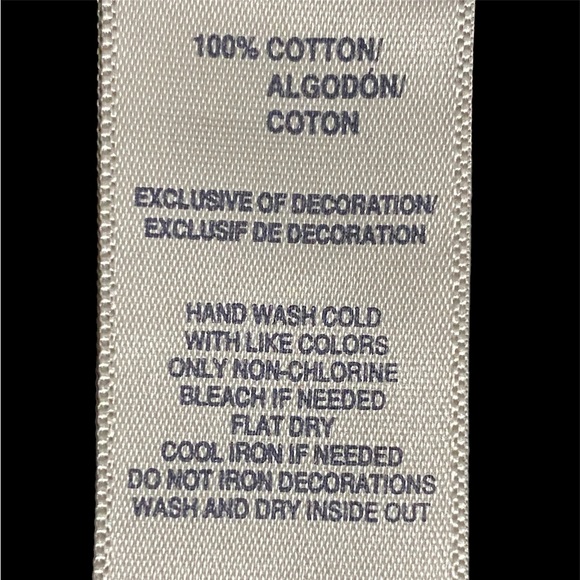 NWOT•Women’s Black Sleeveless top w/gold accents - Picture 7 of 7